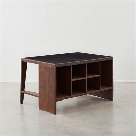 Pierre Jeanneret Pigeon Hole desk - Béton Brut