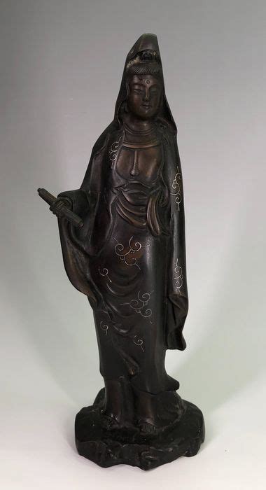 Statue, Kannon statue - Bronze - Silver thread inlaid - Catawiki