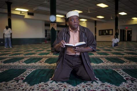 Malcolm X's Former Mosque Now Promotes Interfaith Ties - WSJ