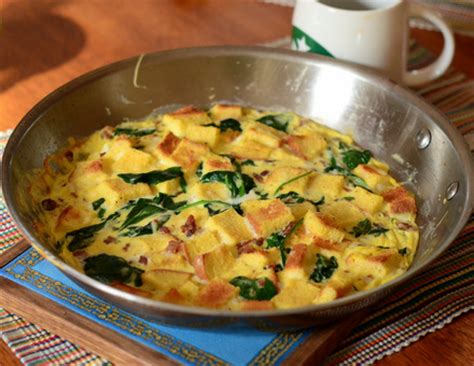 Bacon & Spinach Stovetop Breakfast Casserole - Baking Bites