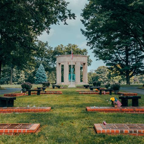 Grave Markers - George Washington Memorial Park