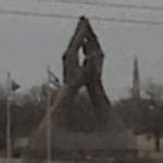 Giant praying hands in Tulsa, OK (#2) - Virtual Globetrotting
