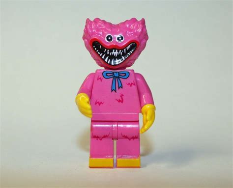 Poppy Huggy Wuggy Pink Video Game Minifigure Custom Lego Compatible toy ...