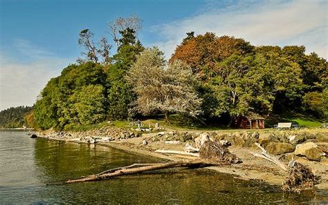 Des Moines Beach Park | Beach, Evergreen state, Park