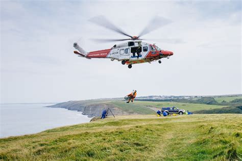 Lee-on-Solent starts flying with new AW189 Search and Rescue helicopters