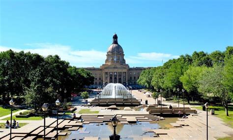 Top 5 Must-See Attractions in Edmonton | The Epoch Times