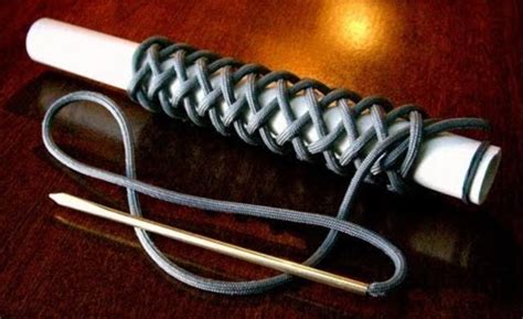 [Video] Weaving Your Paracord Bracelet Using The Long 4 Bight Paracord Turk’s Head Knot ...