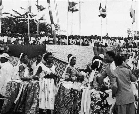 Nigeria's independence: Six images from six decades - BBC News