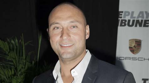 Miami Marlins CEO Derek Jeter Forgoing Salary During Pandemic | WSJM Sports