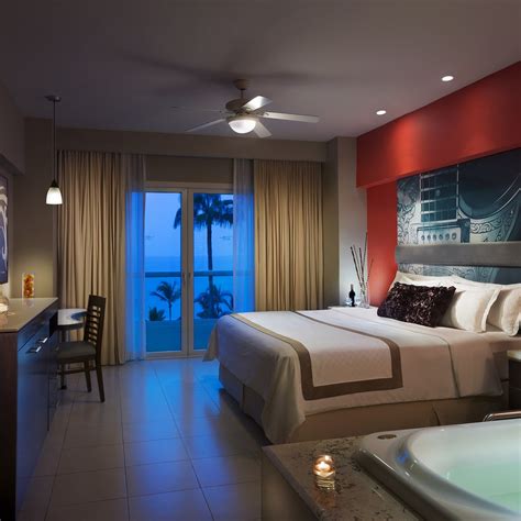 Hard Rock Hotel Vallarta | Condé Nast Traveler