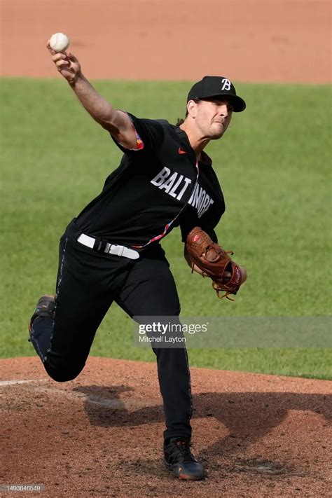 Dean Kremer pitching for the Baltimore Orioles