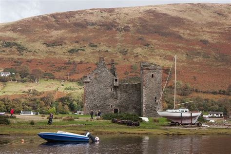 Lochranza Castle | Scotland castles, Isle of arran, Castle