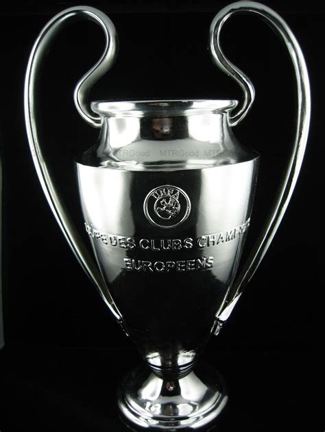 UEFA CHAMPIONS LEAGUE TROPHY REPLICA SILVER PAINTED - UEFA Champions ...