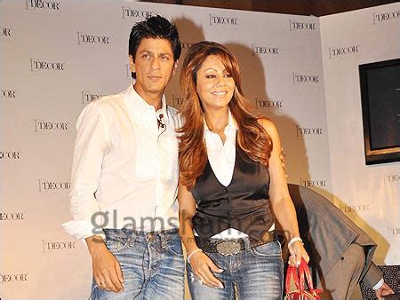 Shahrukh Khan And Gauri Khan Wedding Pics Photos