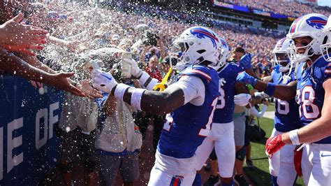 Bills vs. Dolphins final score, results: Buffalo makes statement in ...