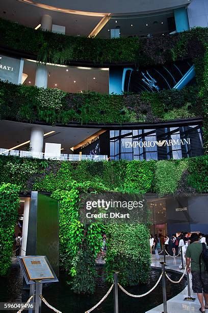 1,125 Siam Paragon Shopping Mall Stock Photos, High-Res Pictures, and Images - Getty Images