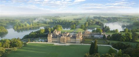 Storslåede bygninger, vidunderlige omgivelser og inspirerende arkitektur. England er fuld af ...