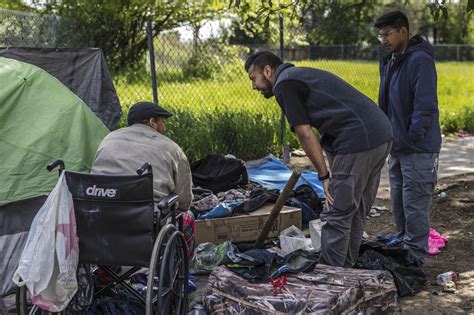 California homeless: Cities move to clear encampments