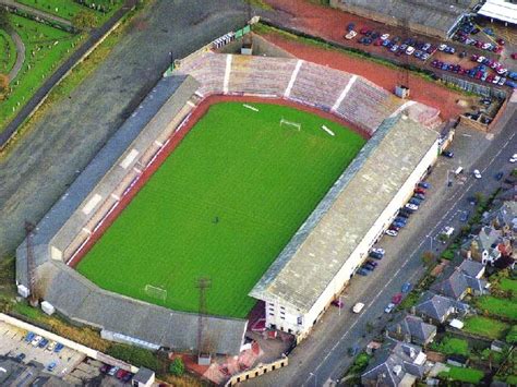 The Boys in Black and White: Dunfermline Athletic FC (Scotland)