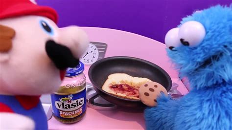 Cookie Monster and Mario make Peanut Butter and Jelly Sandwich in KidKraft Kitchen by ...