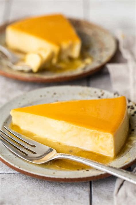 Flan de Queso - Isabel Eats