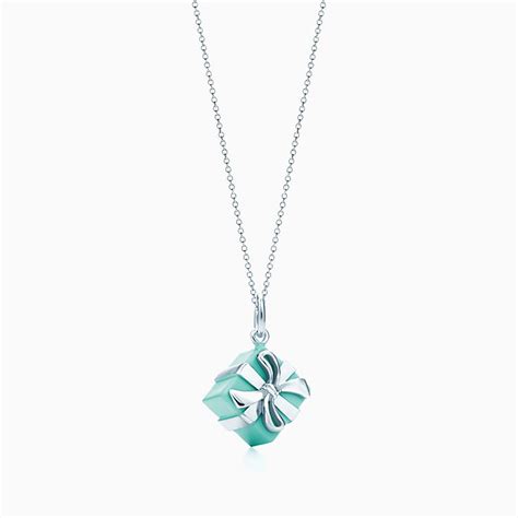 Tiffany Blue® Jewelry and Gifts | Tiffany & Co.