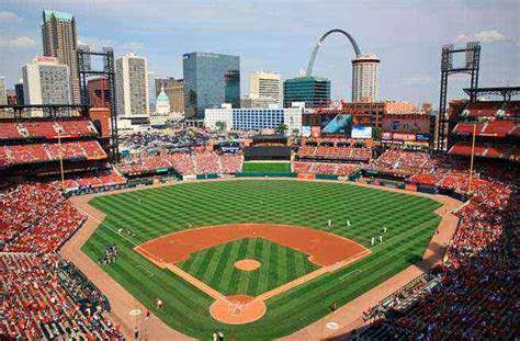 10 Iconic Baseball Stadiums to Visit This Season – Fodors Travel Guide