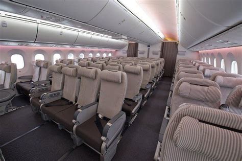 Inside the Boeing 787 Dreamliner | Economy Class Seats