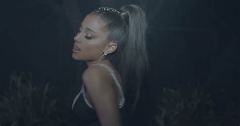 Ariana Grande - The Light Is Coming (feat. Nicki Minaj) | İzlesene.com