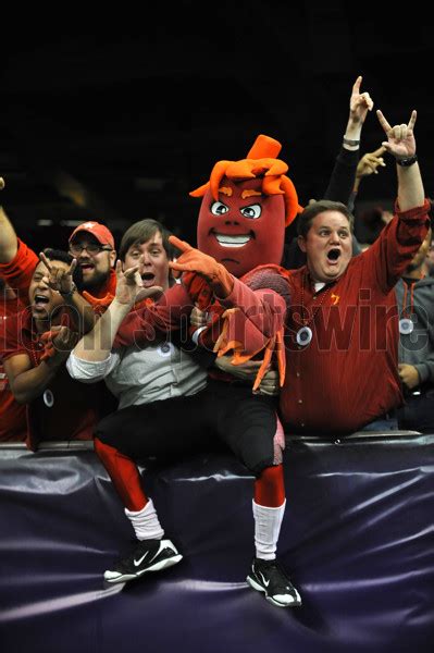 Ragin Cajuns Mascot