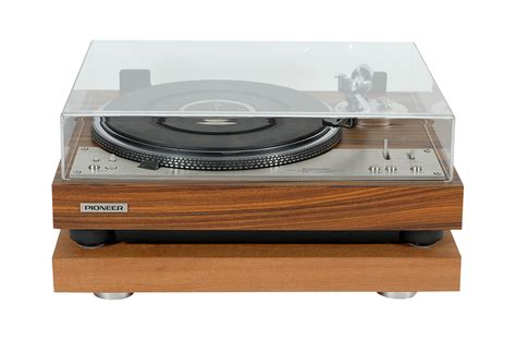 Pioneer PL 530 turntable. Classic Vintage. Fully revitalized. Ortofon ...