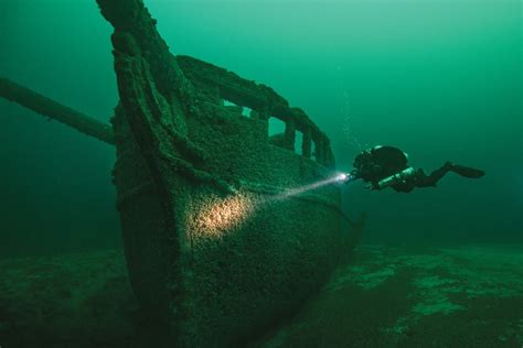 Wisconsin is Trying to Turn Lake Michigan Shipwrecks Into an ...