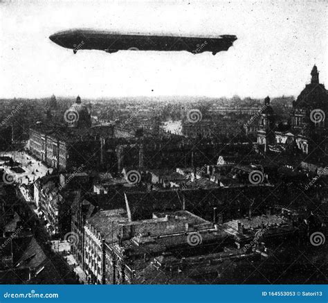 Old Photograph Showing Graf Zeppelin - Hindenburg Editorial Stock Photo ...