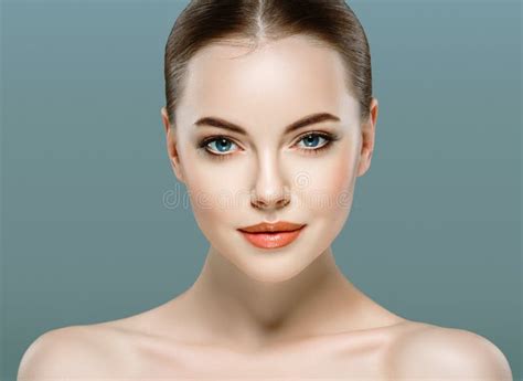 Beauty Woman Face Portrait. Beautiful Model Girl with Perfect Fresh Clean Skin. Stock Photo ...