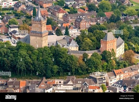 Schwanenburg Kleve, Castle complex Hochburg, Kleve, Lower Rhine, North ...