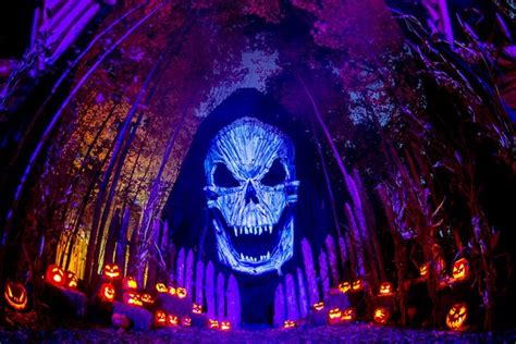 Best Haunted Attraction Winners (2016) | USA TODAY 10Best