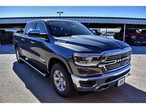 New 2019 RAM All-New 1500 LARAMIE 4X4 CREW CAB 5'7 BOX Crew Cab in Hobbs #7948 | Tate Branch Hobbs