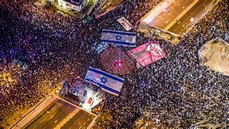 Thousands of Israelis rally against judicial overhaul