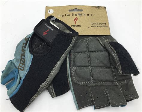 Specialized summer short-fingered cycling gloves - South Salem Cycleworks