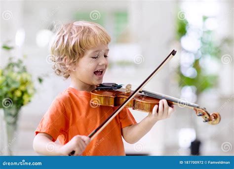 Child Playing Violin. Remote Learning Stock Photo - Image of artist, lockdown: 187700972