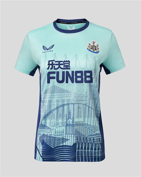 22/23 Limited Edition kit - NUFC Store