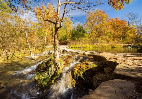 Sunny View of the Little Niagara Falls of Chickasaw National Recreation Area Stock Photo - Image ...