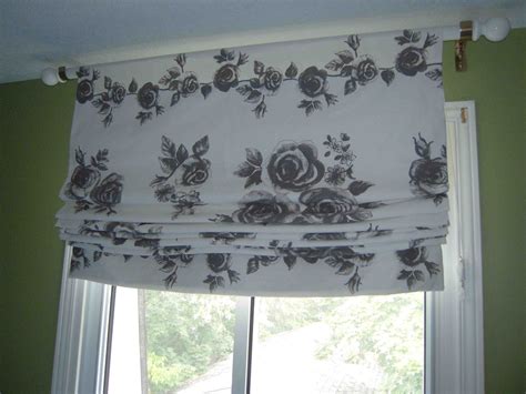 Rhubarb Diaries: DIY Roman Blinds