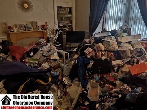 UK Hoarding House Clutter Before & After Cleanup Pictures 7 | UK Hoarded House Clearance