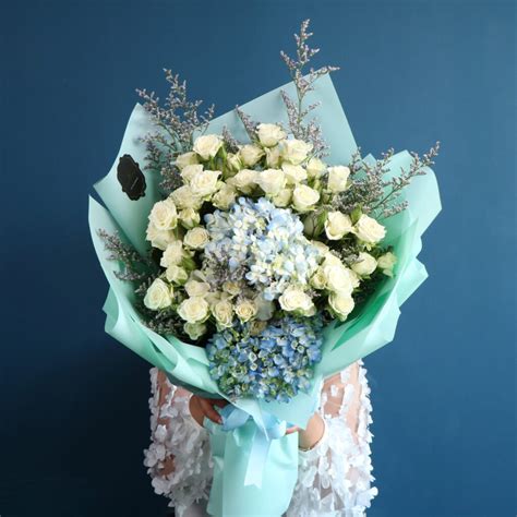 Blue Hydrangea Bush of flowers with perfect quality