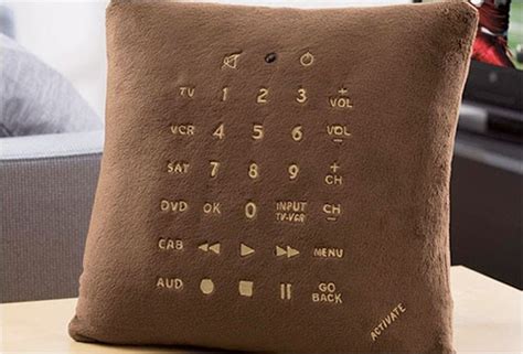 Internet and Computer Hacks: [Cool Ideas ]Pillow Universal Remote Control