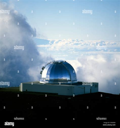 NASA Infrared Telescope Facility on Mauna Kea summit Hawaii Stock Photo - Alamy