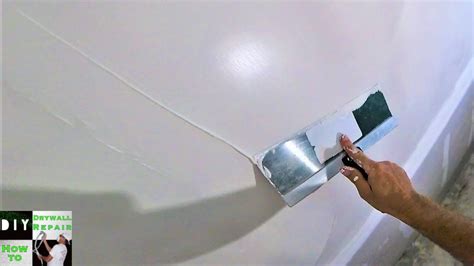 How to apply a skim coat to your walls for a smooth finish- Skim ...