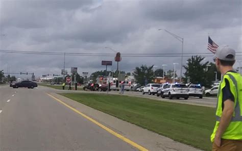 TWO VEHICLE ACCIDENT ON NORTH MAIN IN FRONT OF WALMART | Crossville News First