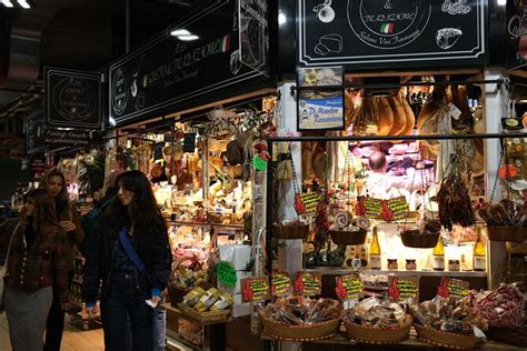 Rome Market, Food and Flavors Guided Walking Tour 2024